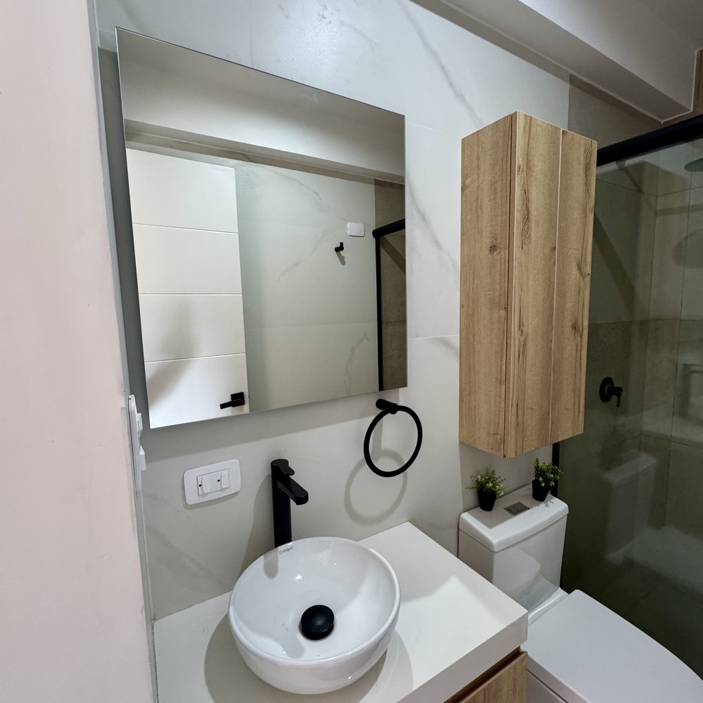 ESPEJO RETROILUMINADO "BASIKA" SMALL