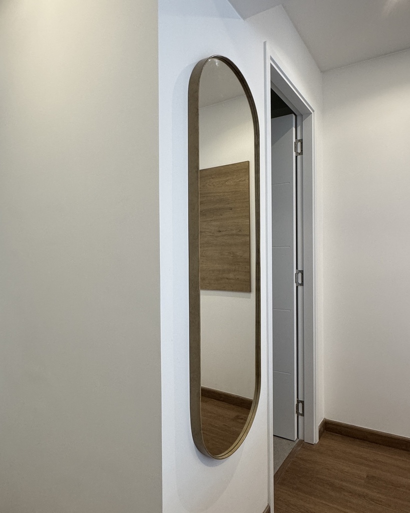 ESPEJO OVALADO "BRUME"