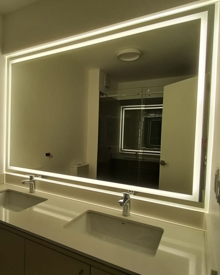 ESPEJO RECTANGULAR CON ARENADO FRONTAL